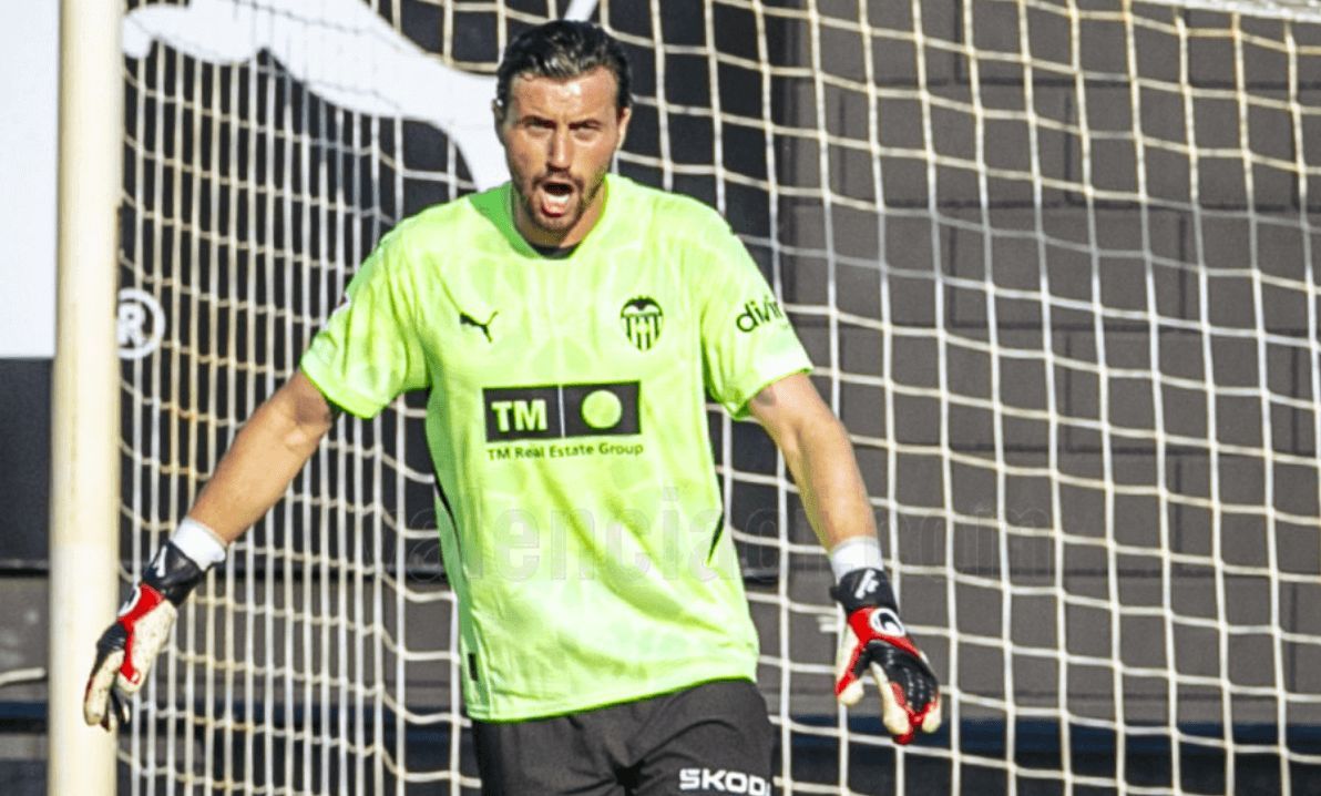  Dimitrievski ante el Alavés. Al Valencia de Baraja le faltan refuerzos