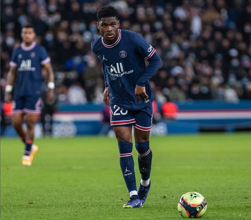  Dina, con el PSG, esta pasada temporada. (Instagram: dinajr23).