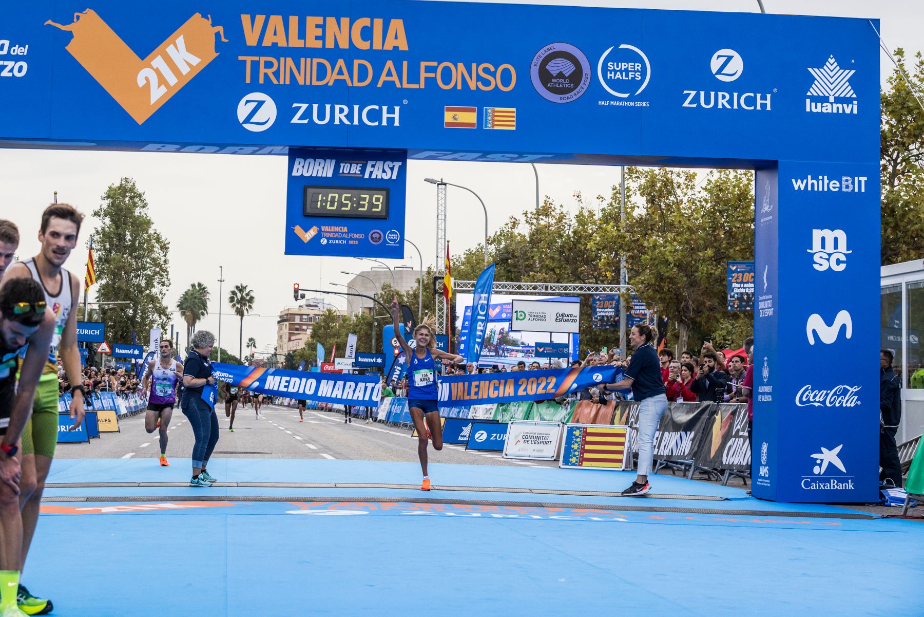  El atleta Kibiwott Kandie ha sido de nuevo el vencedor del 31º Medio Maratón Valencia Trinidad Al