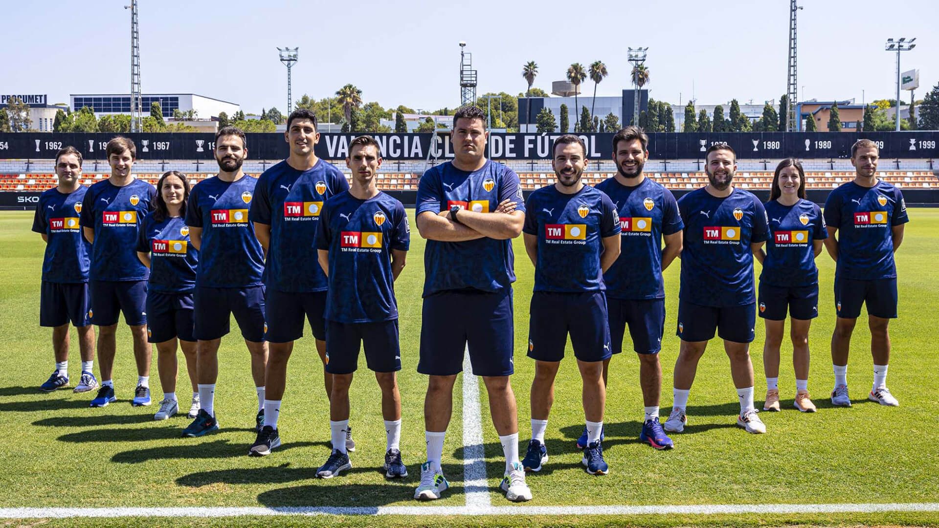  El cuerpo técnico del Valencia CF Femenino con Mikel Crespo a la cabeza