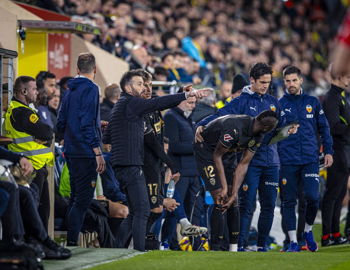 Entrada de Sadiq Umar ante el Villarreal CF. Su gol deja al Valencia fuera del descenso.