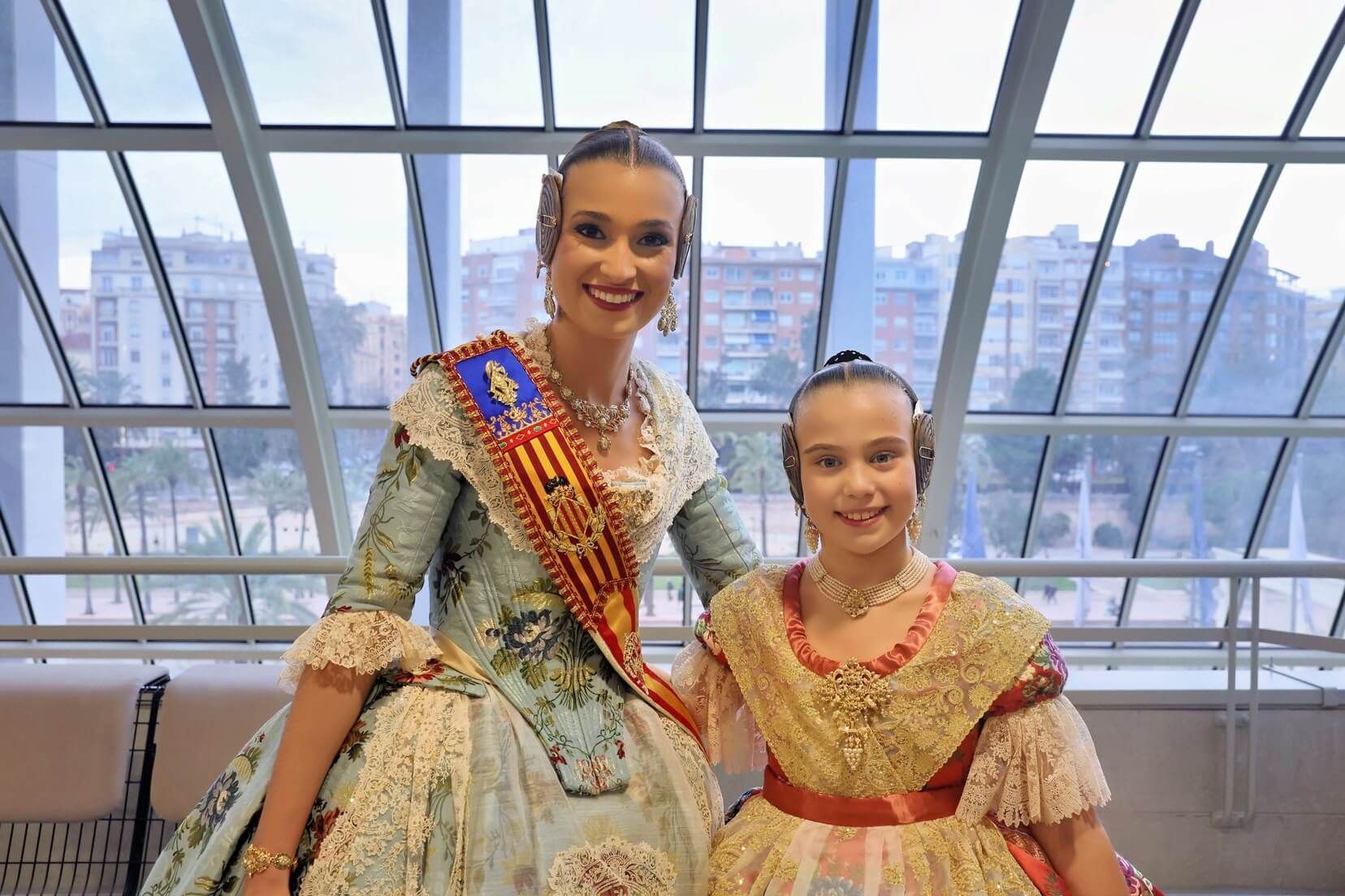  Berta Peiró -Fallera Mayor de Valencia- y Lucía García -Fallera Mayor Infantil, harán el saque el Día de la Mujer