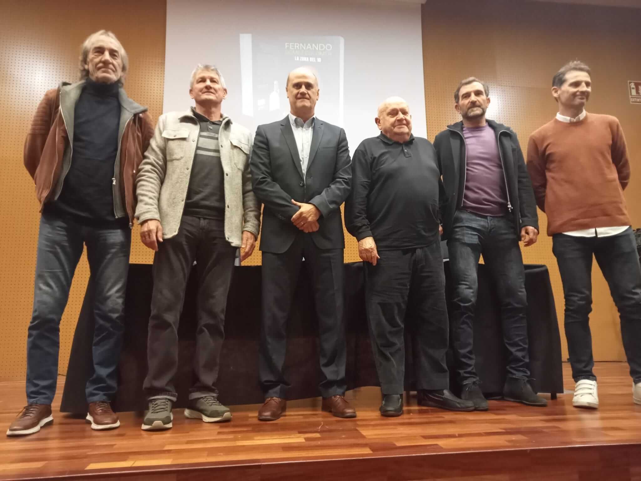  Fernando Gómez presente su libro La Zona del 10