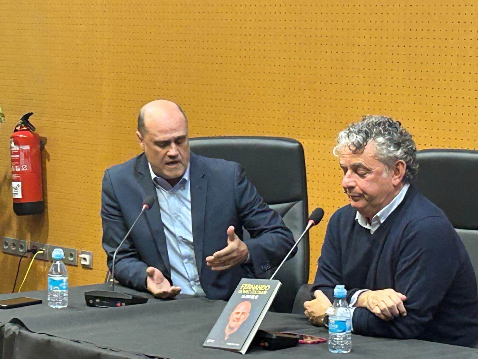  Fernando Gómez presente su libro La Zona del 10