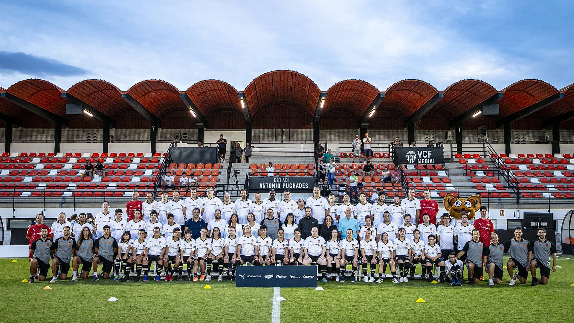  Foto oficial de la temporada del VCF Inclusivo.