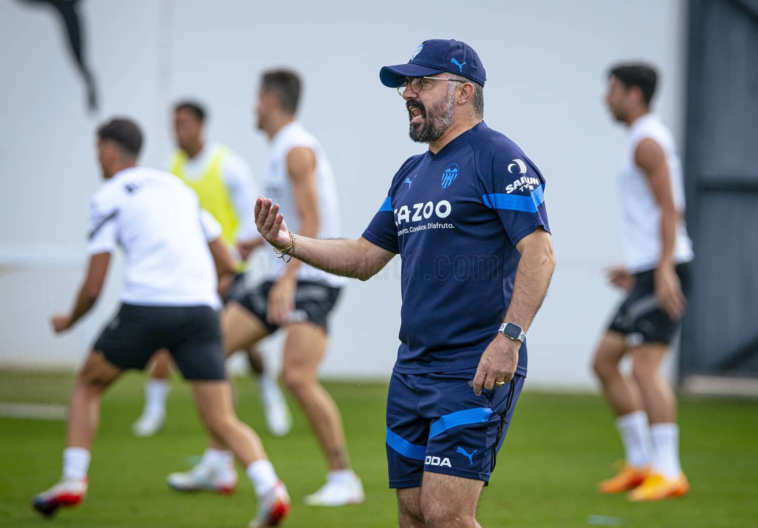 Gattuso tendrá que modificar su once titular