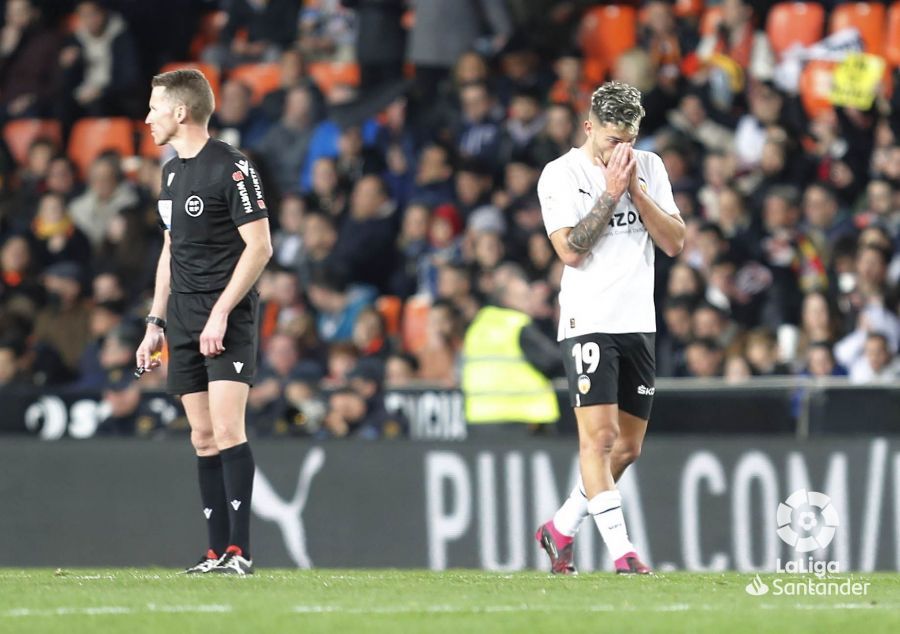 Hernández Hernández, en el Valencia - Real Sociedad.