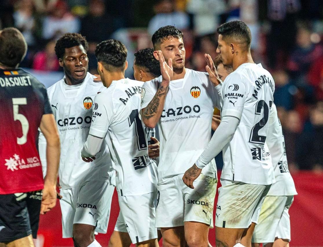  Hugo Duro celebra el 0-3 en Copa