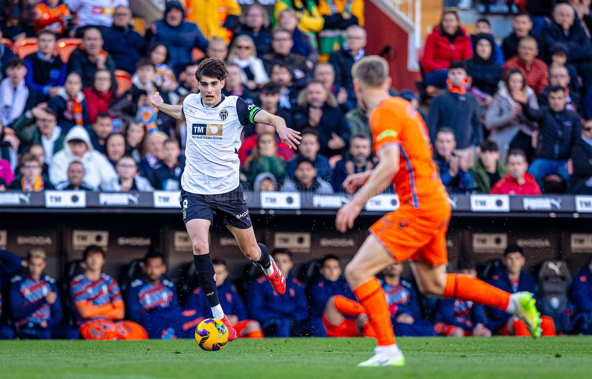 Javi Guerra, ante el Celta de Vigo.