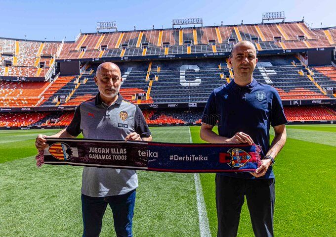 Jesús Oliva, entrenador del Valencia CF