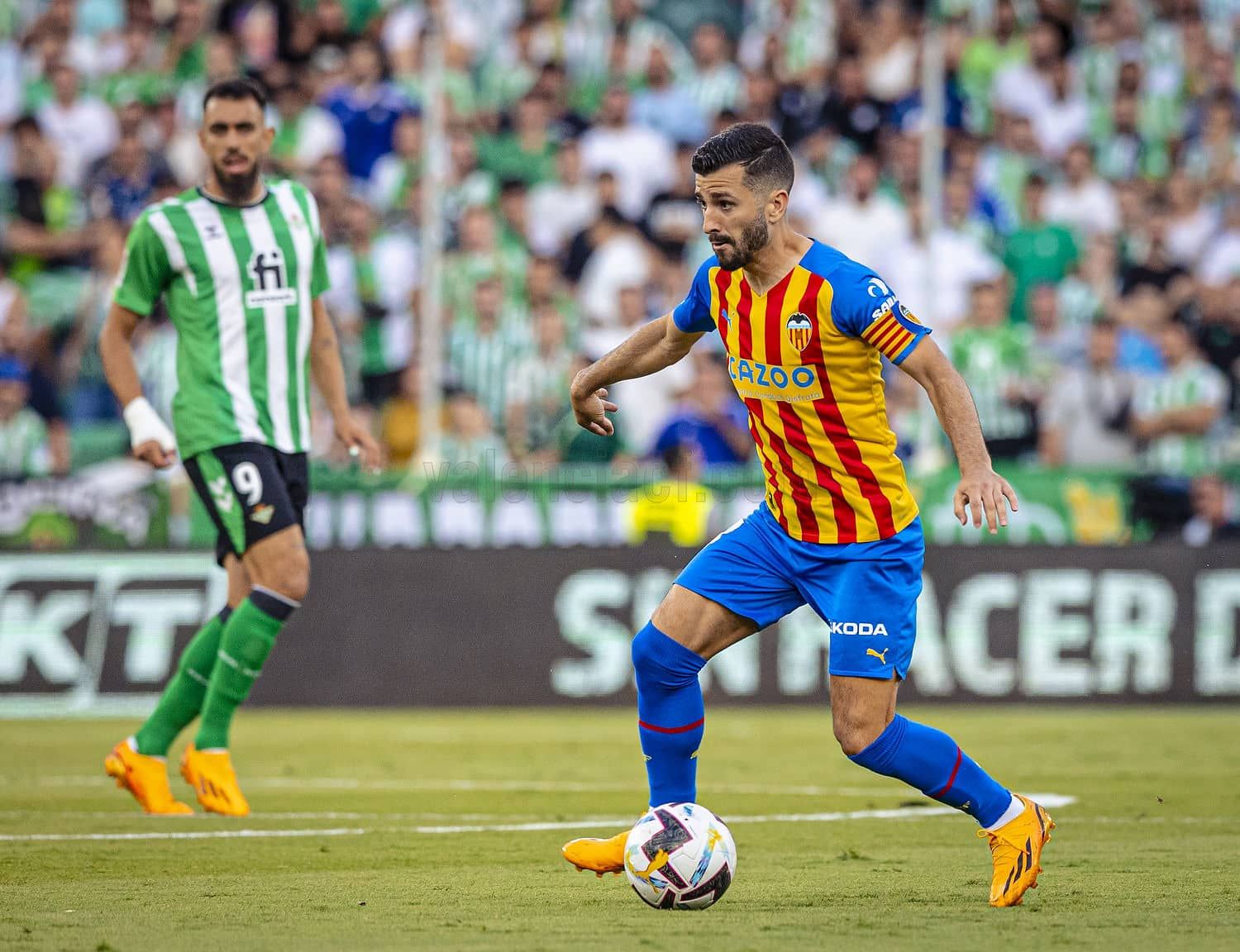  José Gayà, ante el Real Betis.