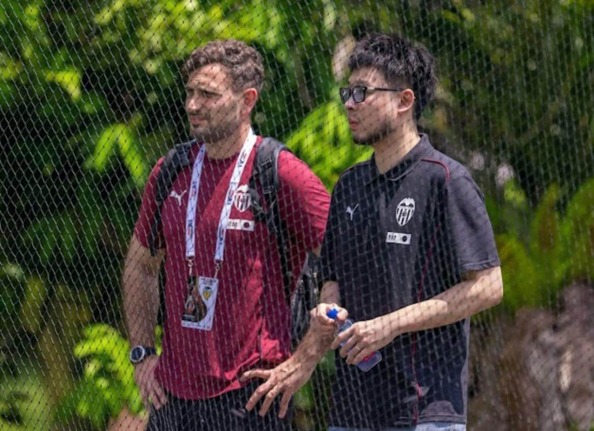  Kiat Lim con Luis Martínez en Singapur