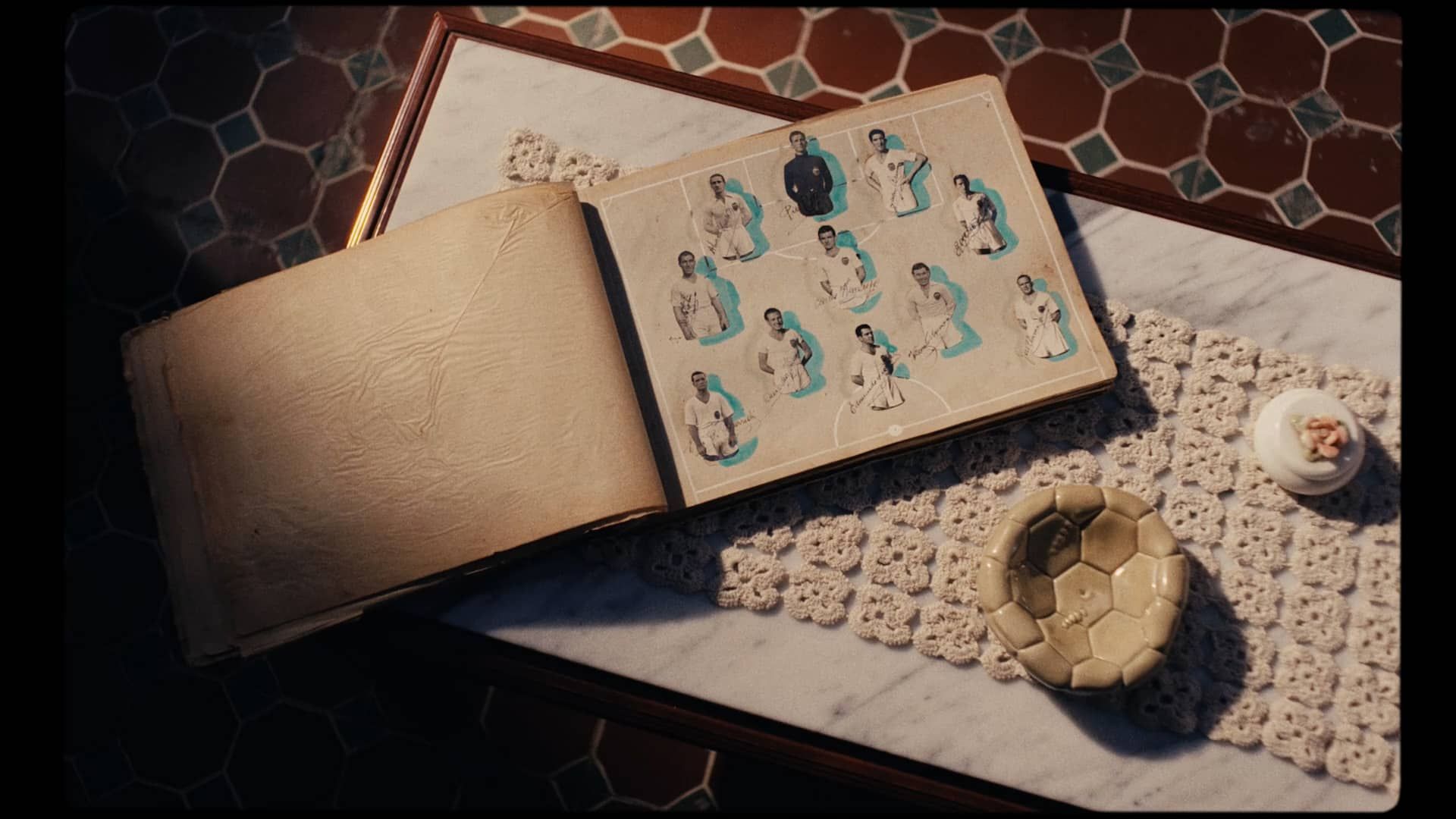  La imagen de la delantera eléctrica, primer guiño a la historia de la campaña de abonos.