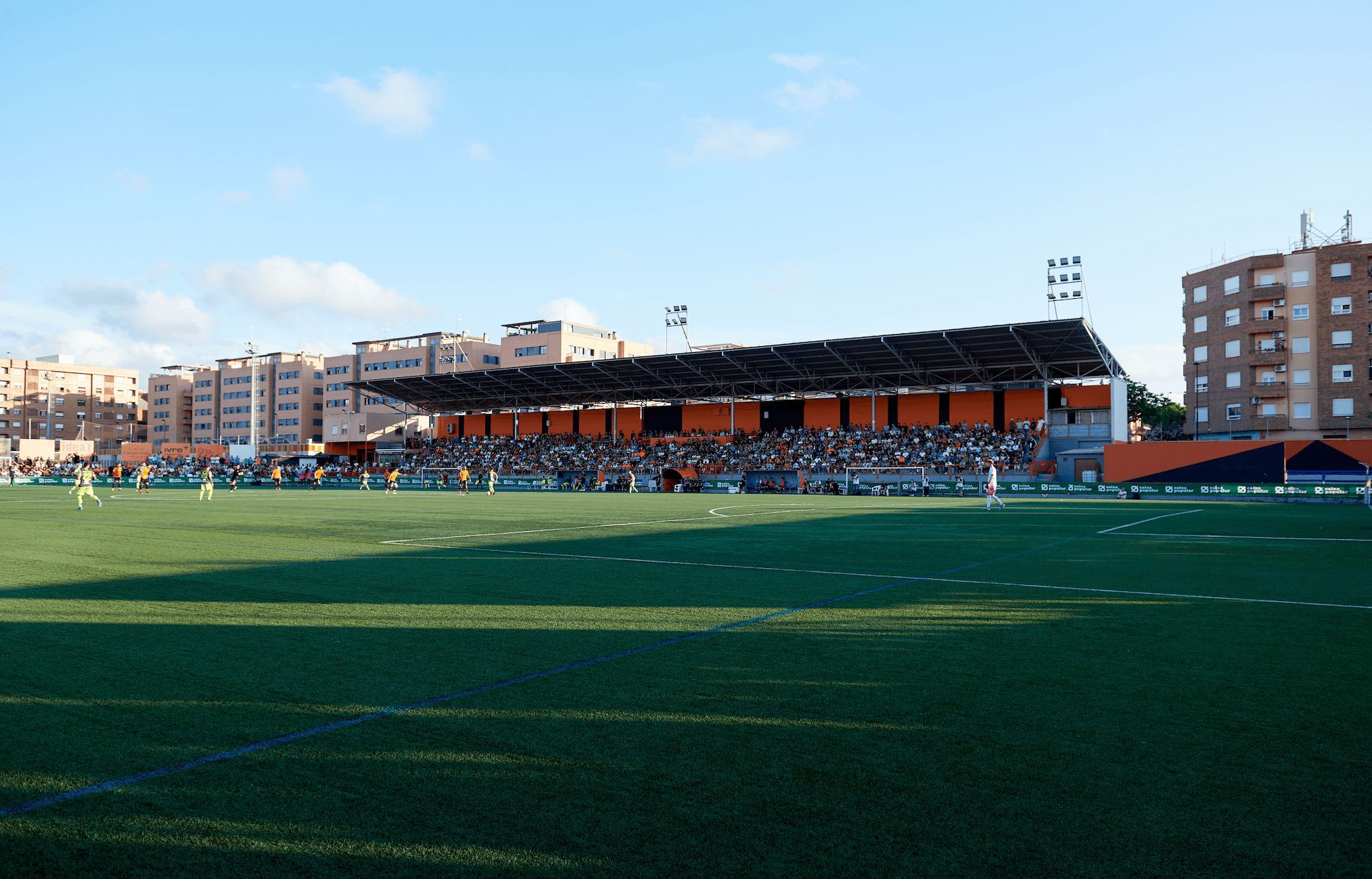  Leyendas del Valencia CF juegan en Torrent