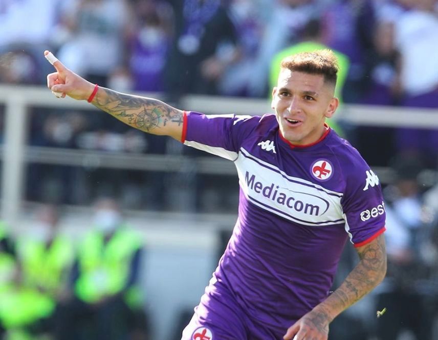  Lucas Torreira celebra un gol con la Fiorentina.