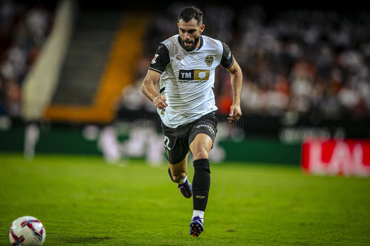 Luis Rioja, ante el CA Osasuna.