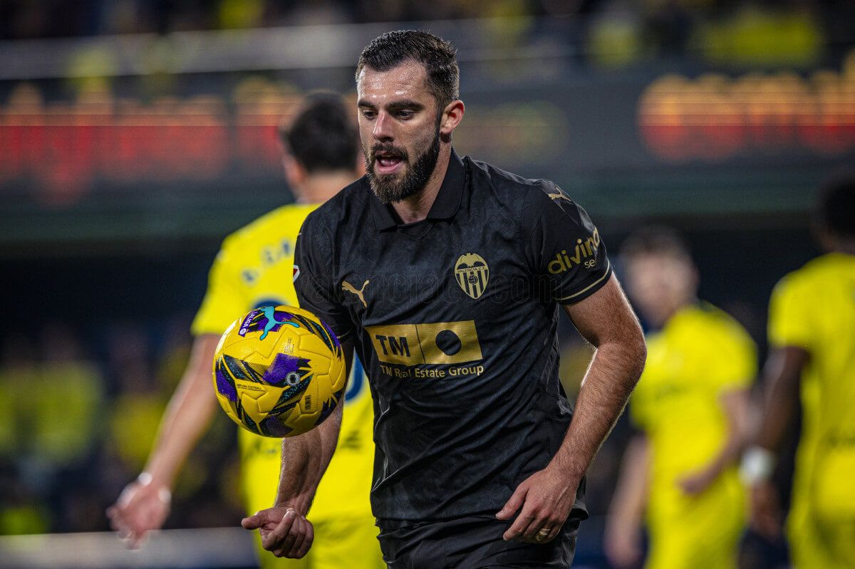  Luis Rioja, ante el Villarreal CF.