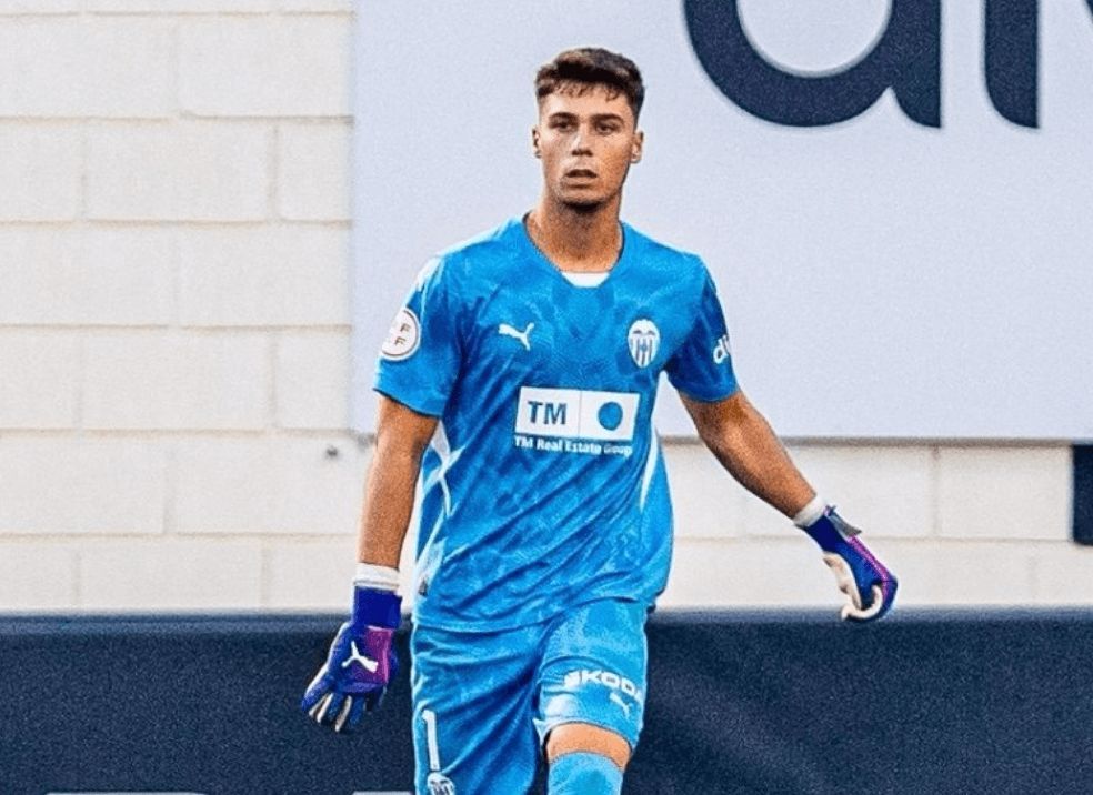 Luis Romero, meta del juvenil. entra en la convocatoria del Valencia CF para México