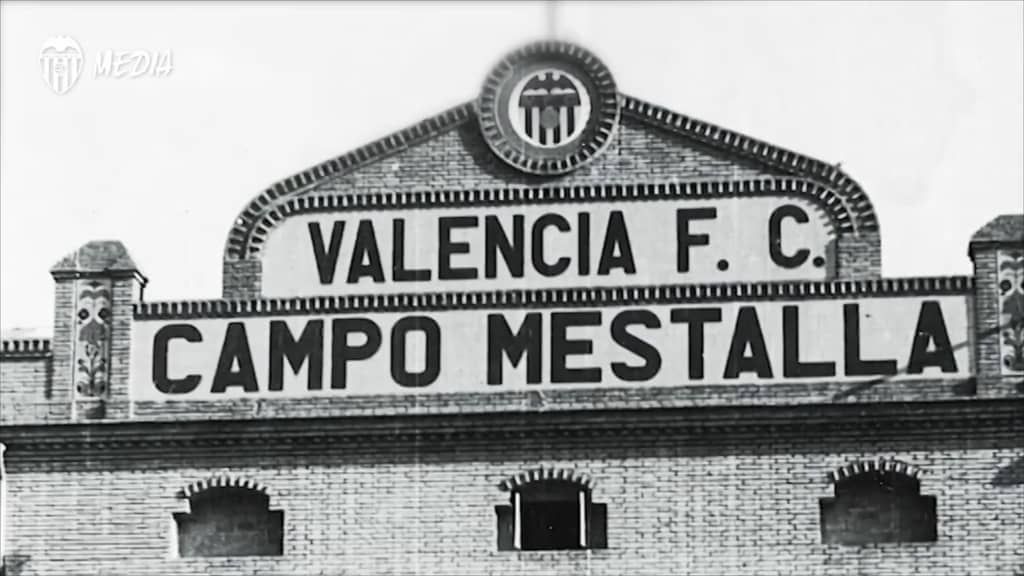 Mestalla antiguo, con su fachada de ladrillos
