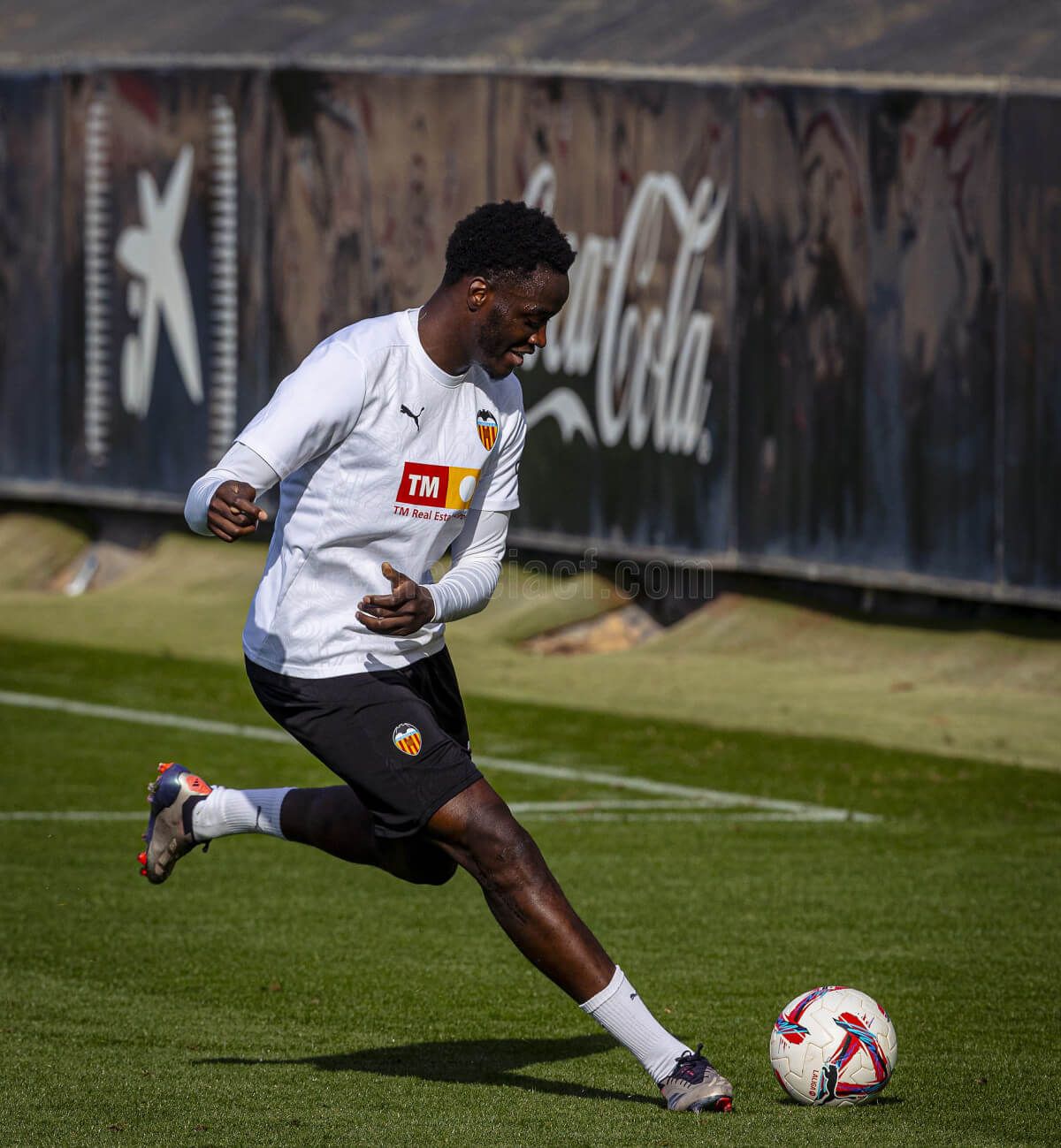  Mouctar Diakhaby toca balón 8 meses después