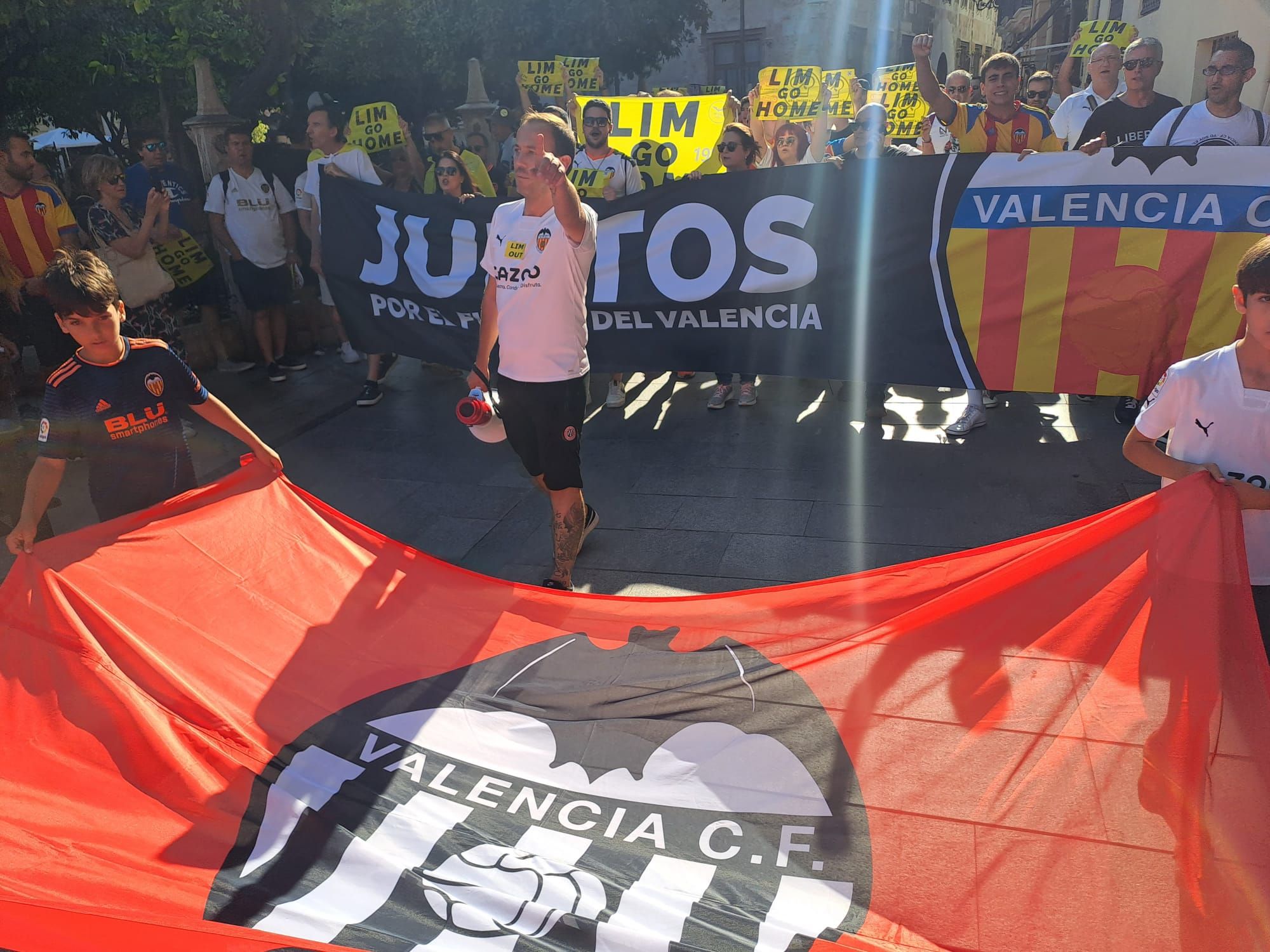  Protesta contra Peter Lim