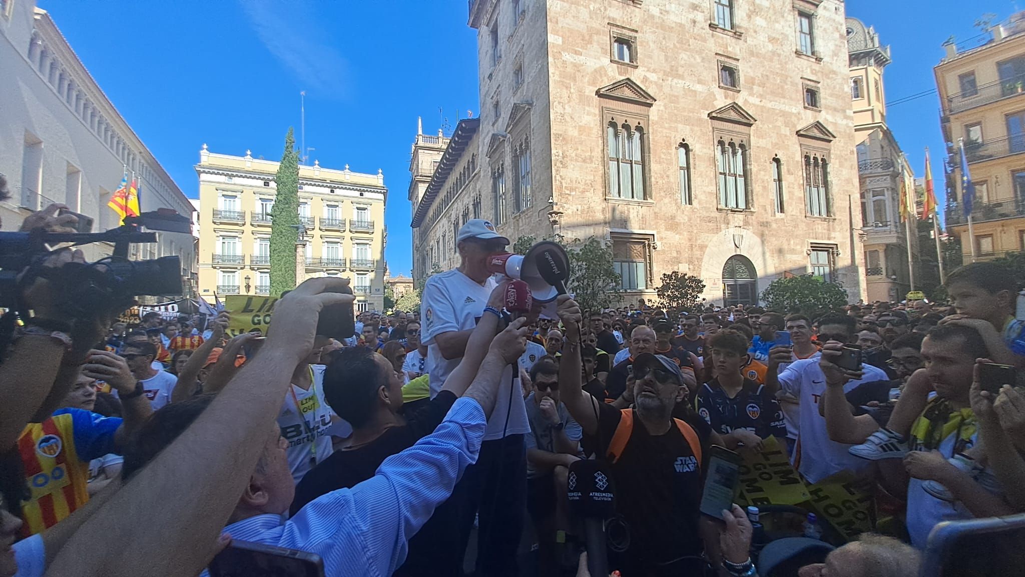  Protesta contra Peter Lim (17-J)