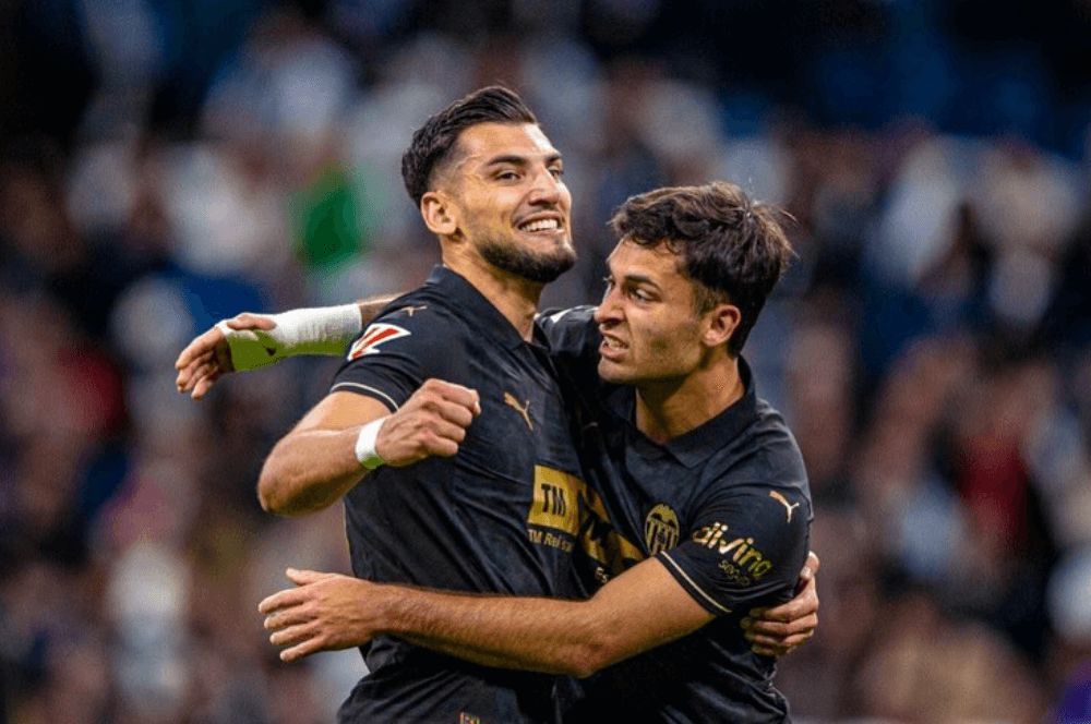  Rafa Mir en el Bernabéu