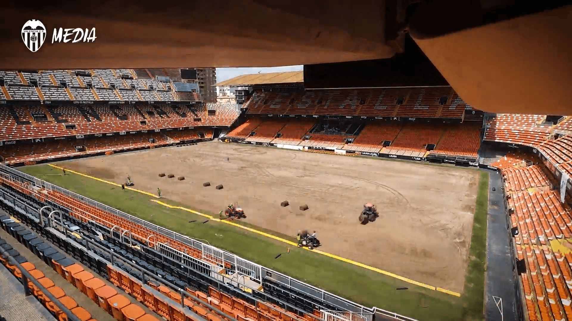  Renovación del césped de Mestalla este verano