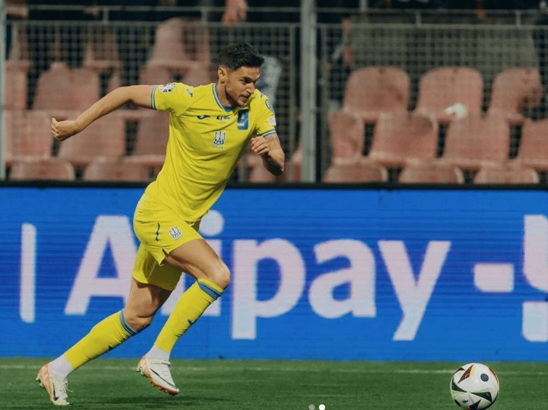  Roman Yaremchuk con Ucrania