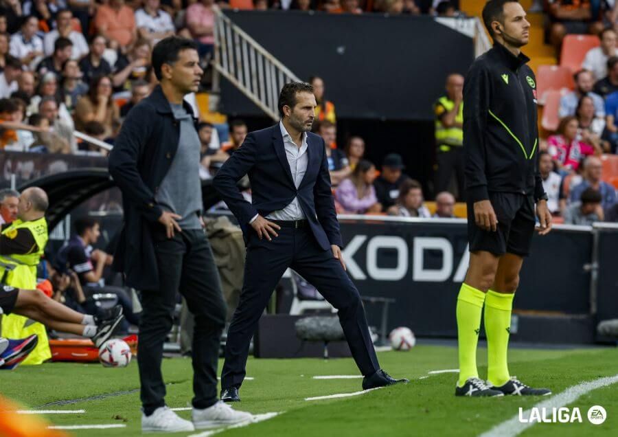  Rubén Baraja, ante el Girona FC.