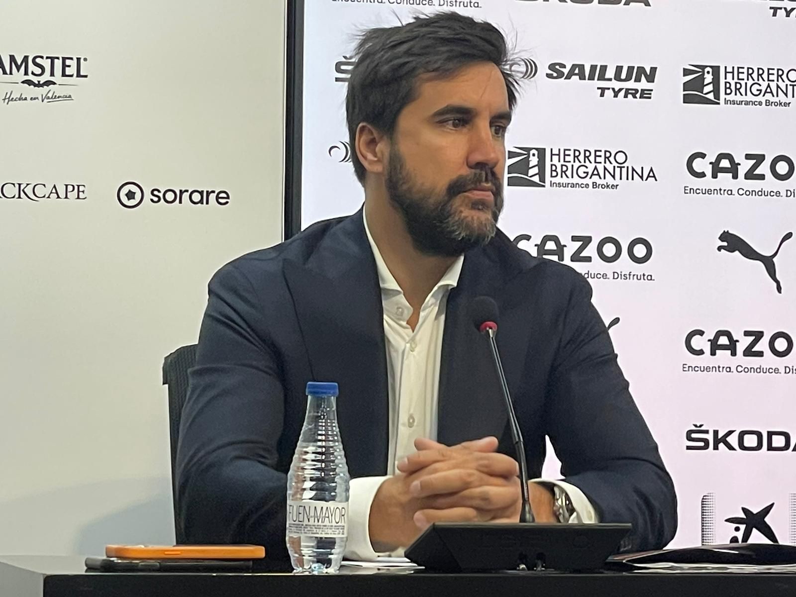  Rueda de prensa de Corona, Javier Solís y Layhoon