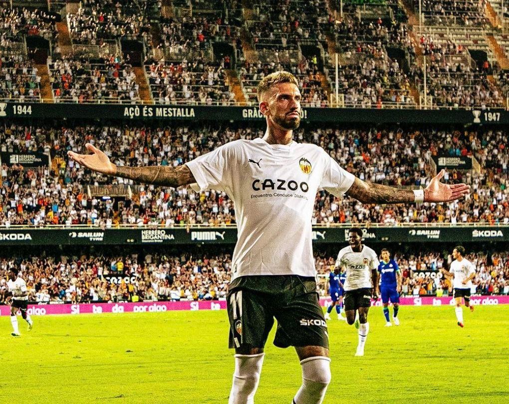  Samu Castillejo celebra el 3-0