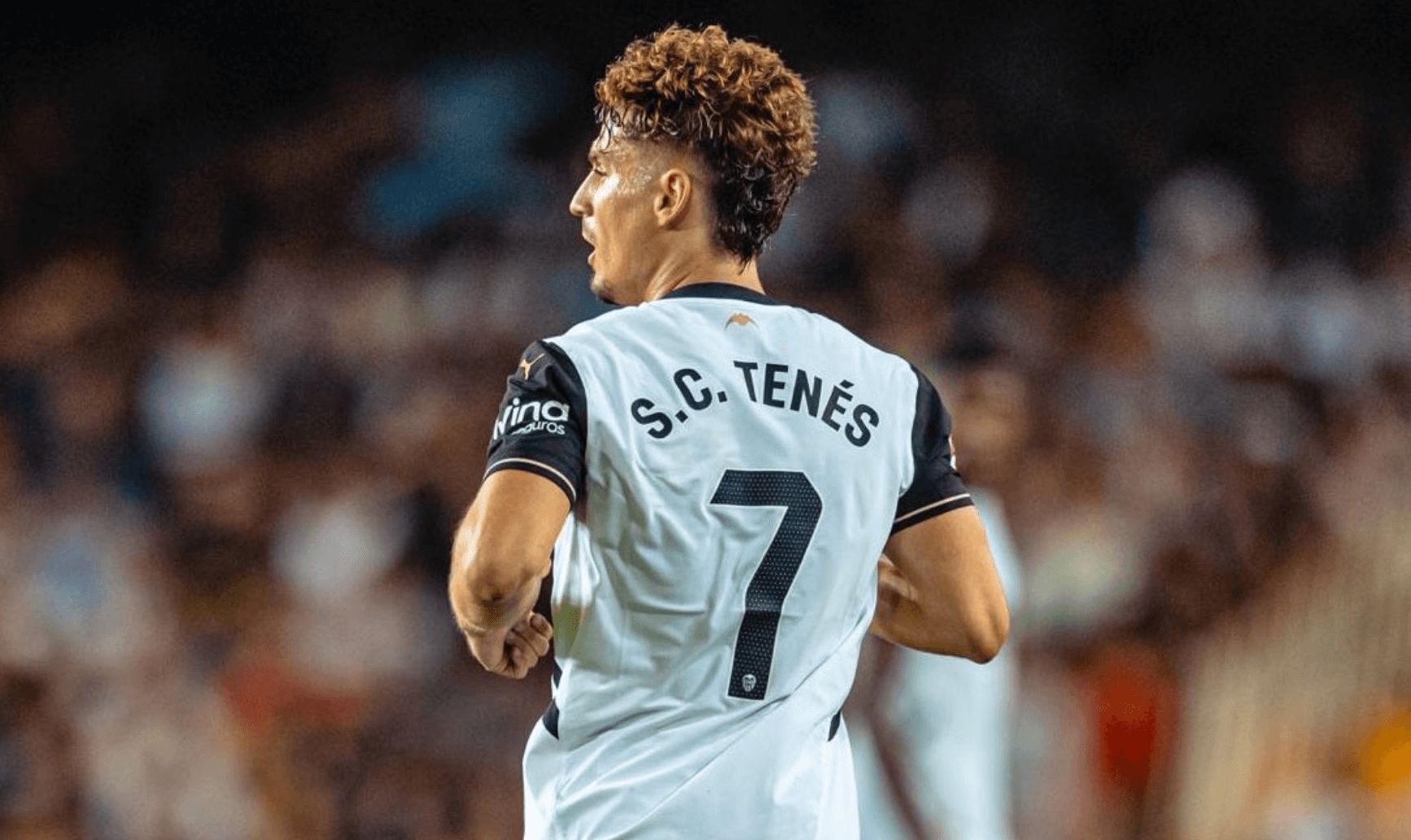  Sergi Canós, ante el Villarreal CF.