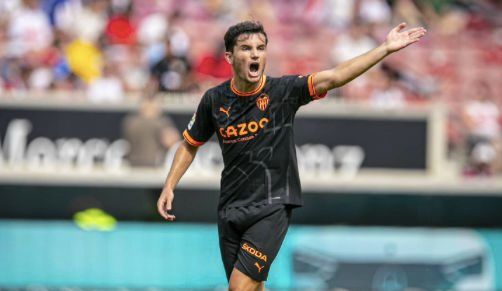  Hugo Guillamón, en el Stuttgart - Valencia CF