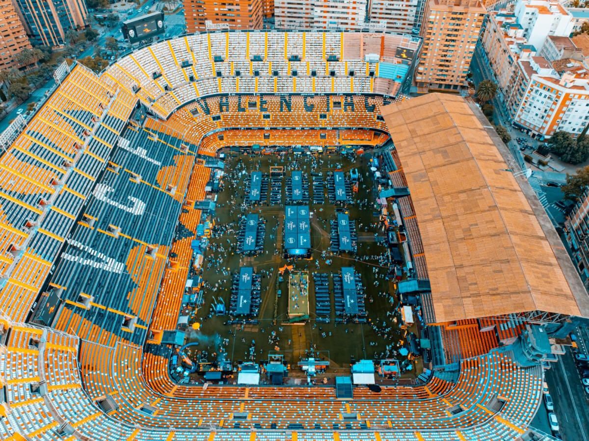  The Champions Burger en Mestalla.