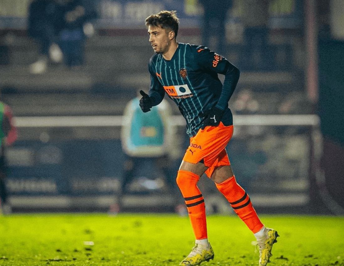  Tras cuatro meses lesionado, Alberto Marí debuta ante el Arosa en Copa