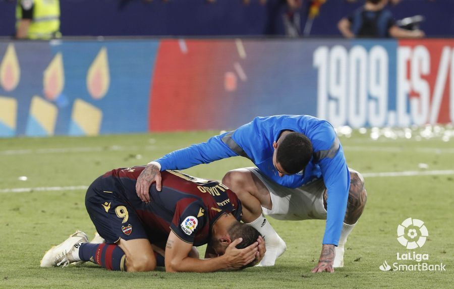  Tristeza en el Levante tras caer ante el Alavés