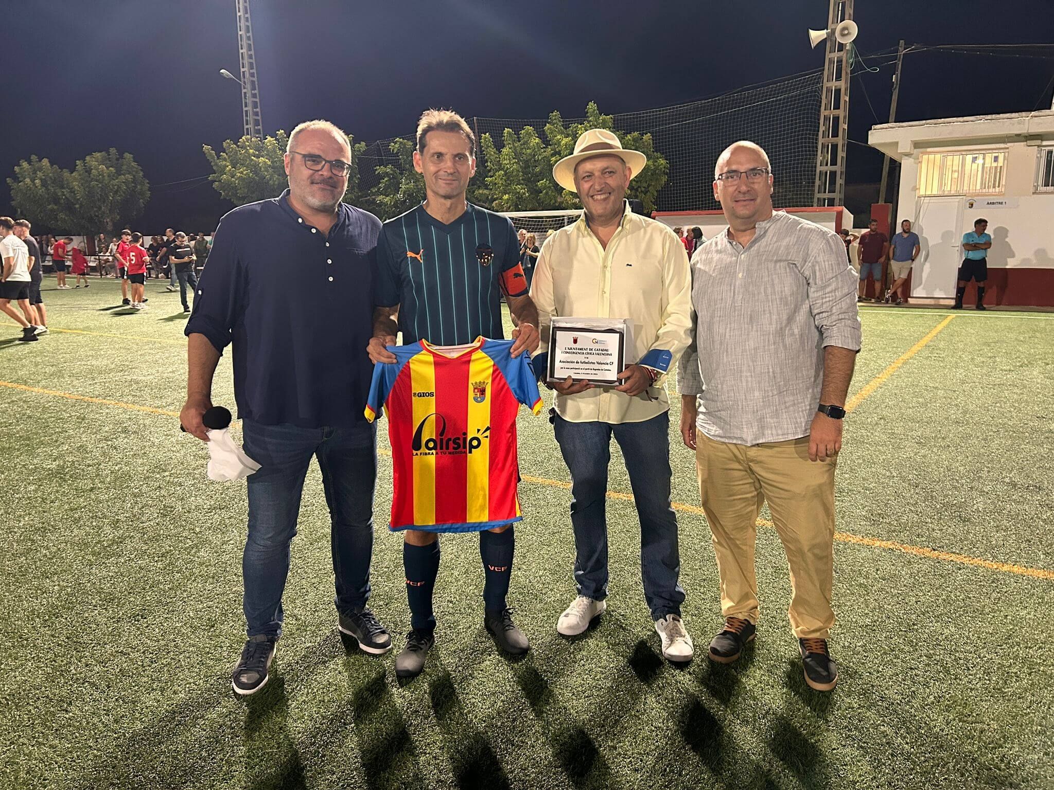  Leyendas del Valencia CF en Catadau, homenaje a Juan Sánchez