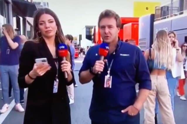 Momento en la que una chica se cuela en el plano de la transmisión. (Redes Sociales)