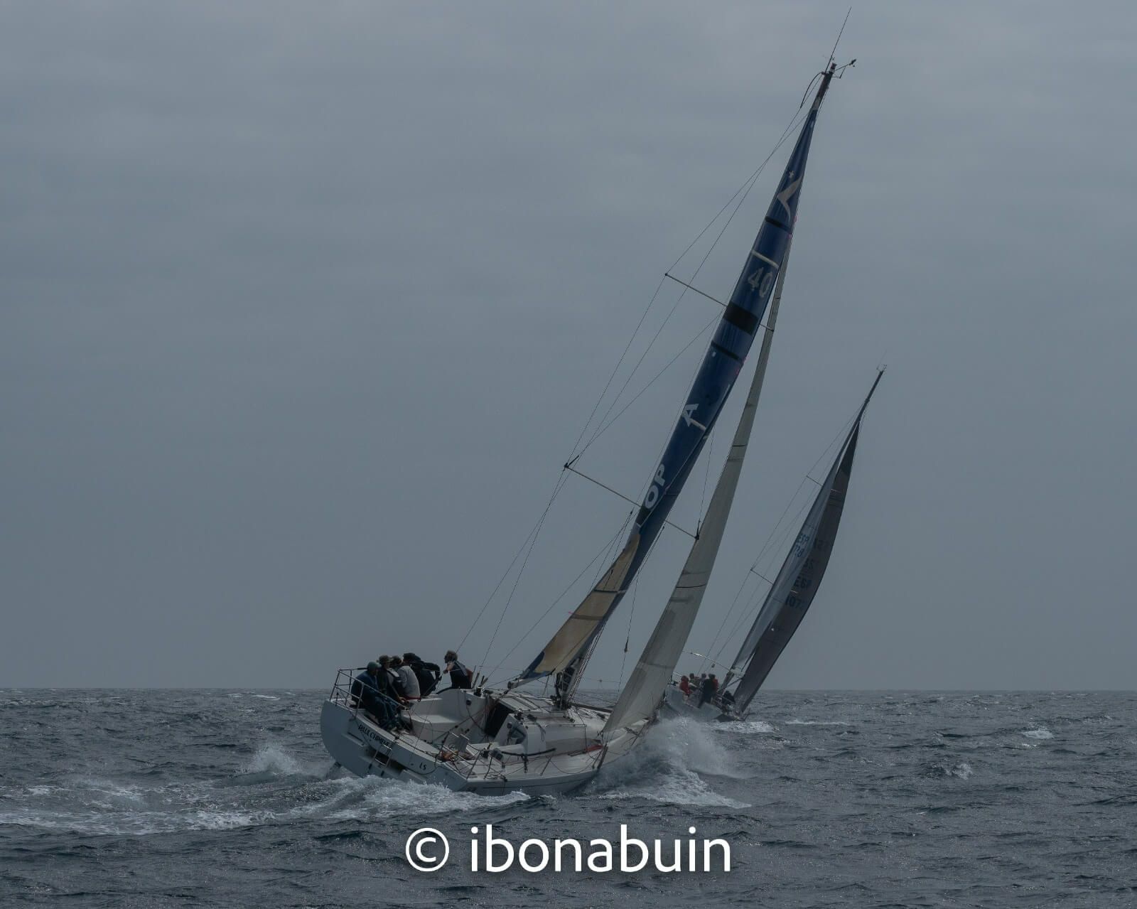 Una de las embarcaciones participantes en la 11ª Regata Straitchallenge.