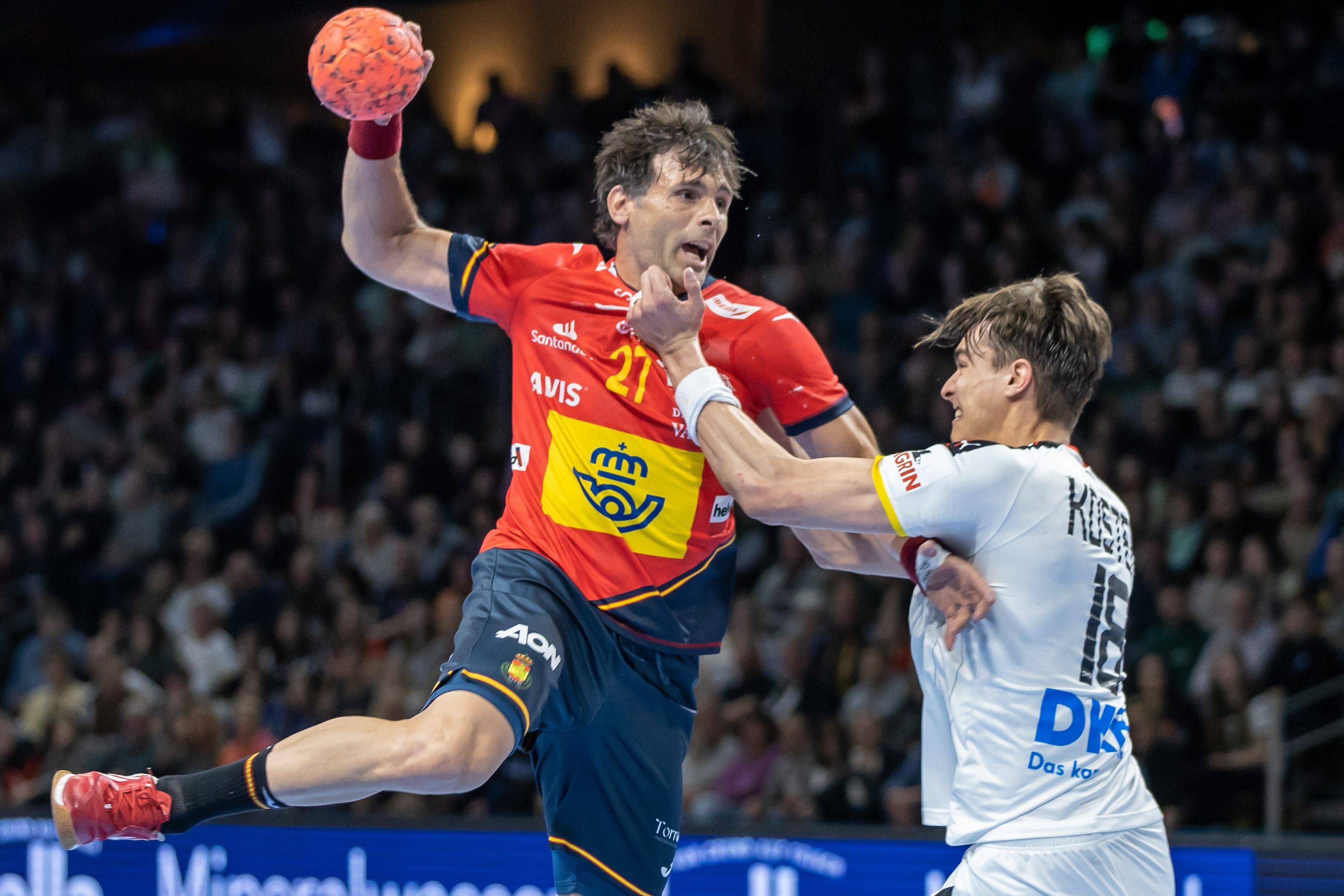  Antonio García, jugador de balonmano de la selección española.