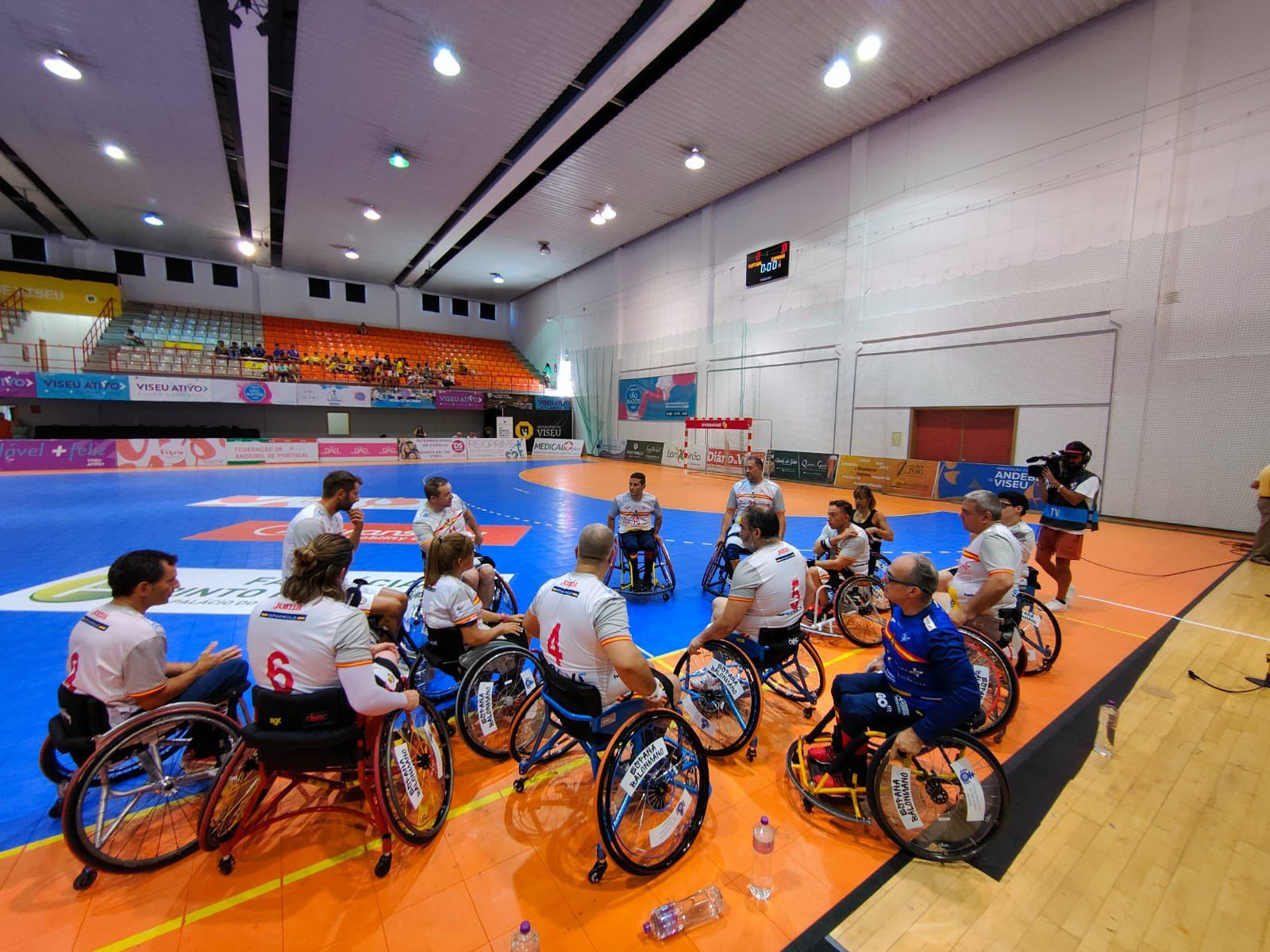  La selección española de Balonmano silla de ruedas en Portugal.