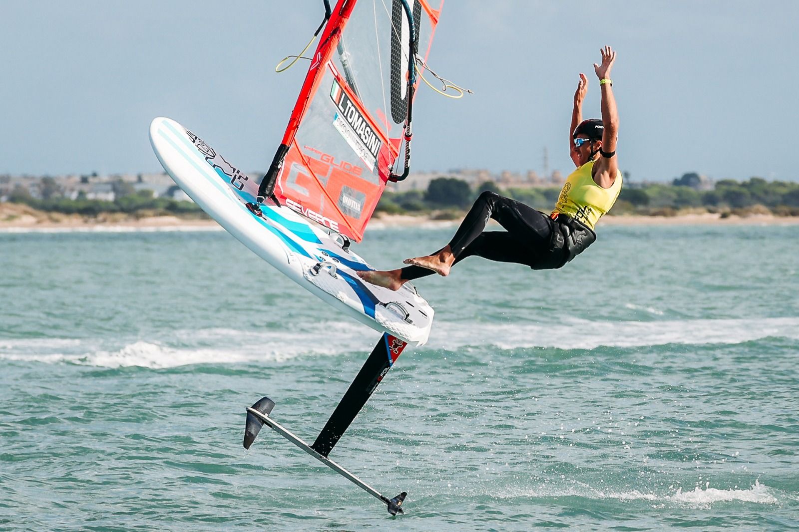 Leonardo Tomasini, Campeón del Mundo sub 19 de iQFOil..