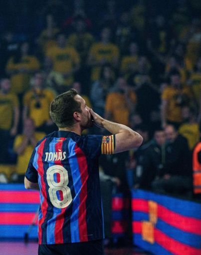  Víctor Tomás en su despedida en el Palau.