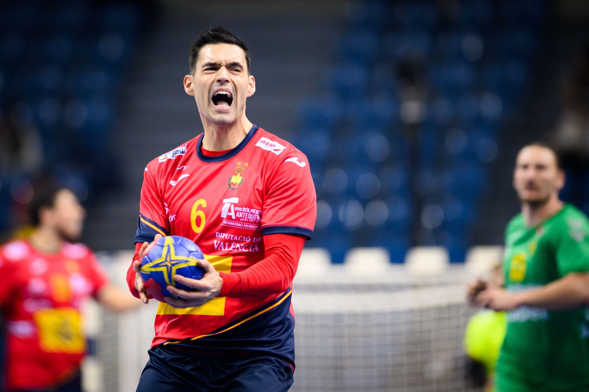  Ángel Fernández, en el España-Montenegro del Mundial.