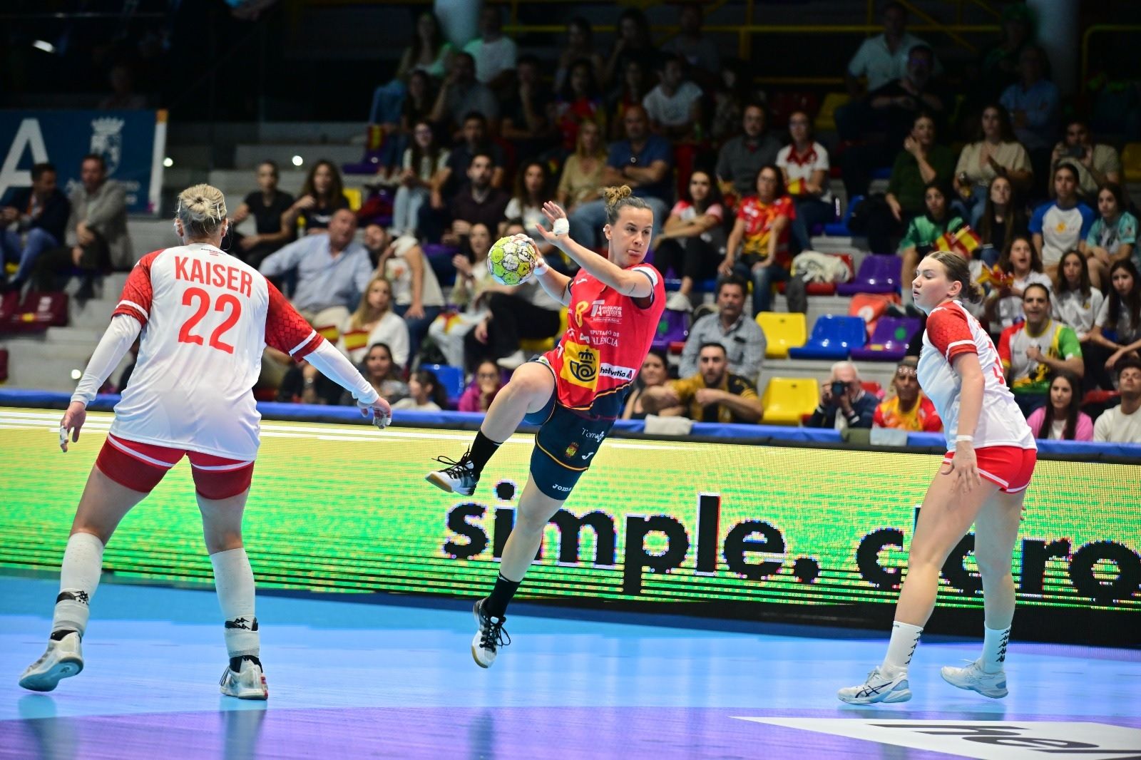  España se impone a Austria y estará en el Mundial.