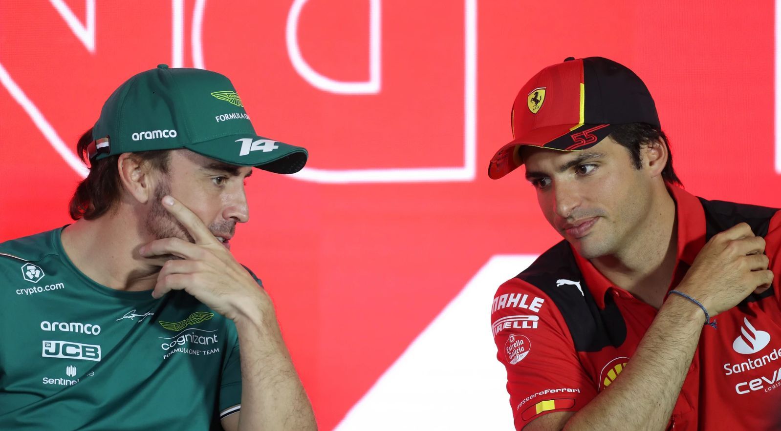 Fernando Alonso y Carlos Sainz en rueda de prensa (Foto:F1)