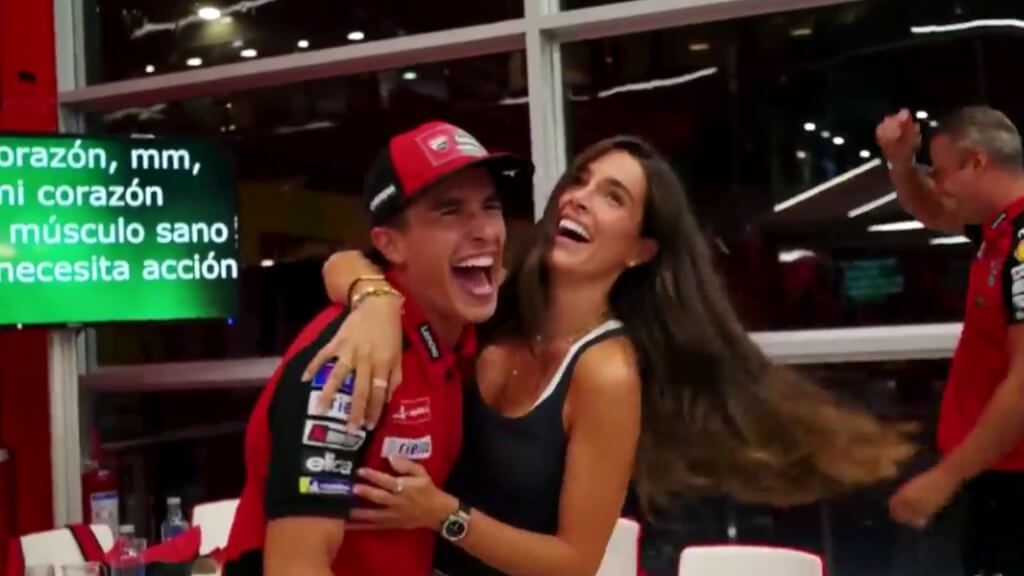 Marc Márquez y Gemma Pinto, en el GP de Austria.