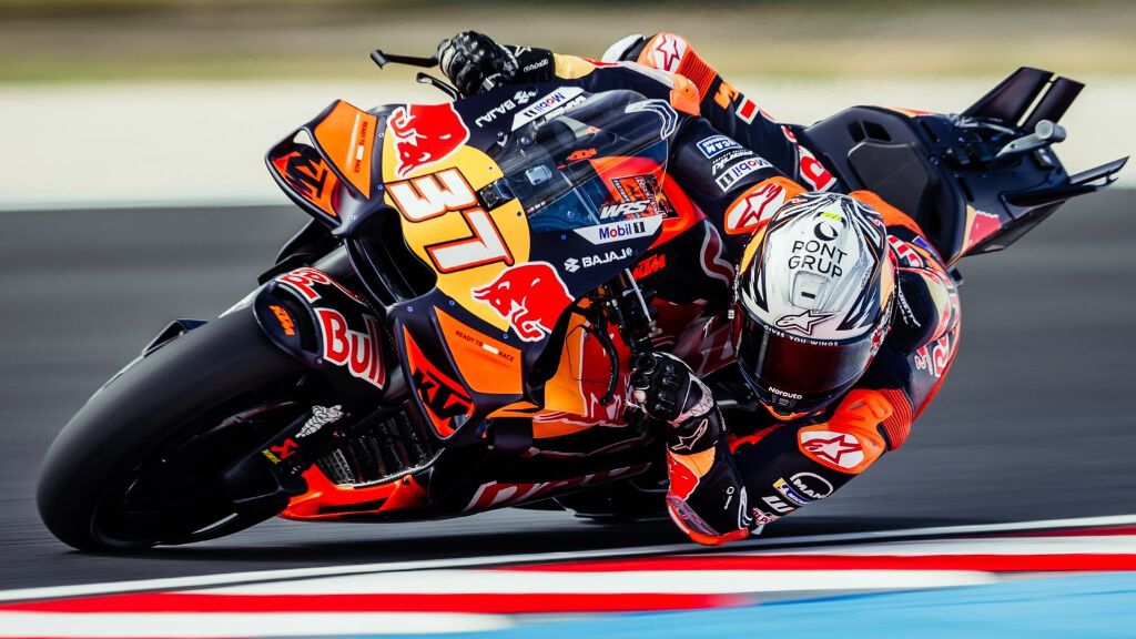 Pedro Acosta, en Hungría.