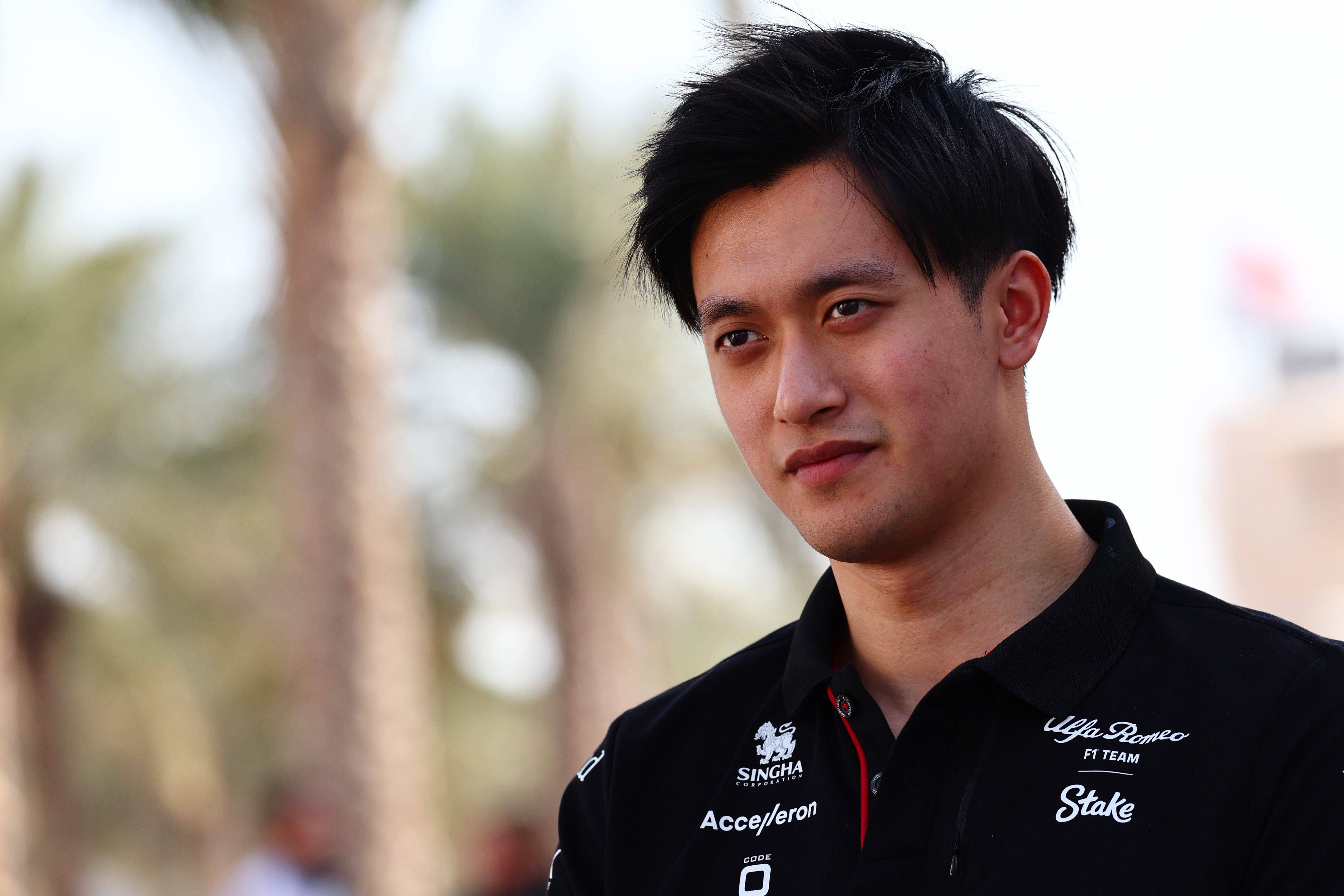 Guanyu Zhou piloto de Alfa Romeo F1 Team.
